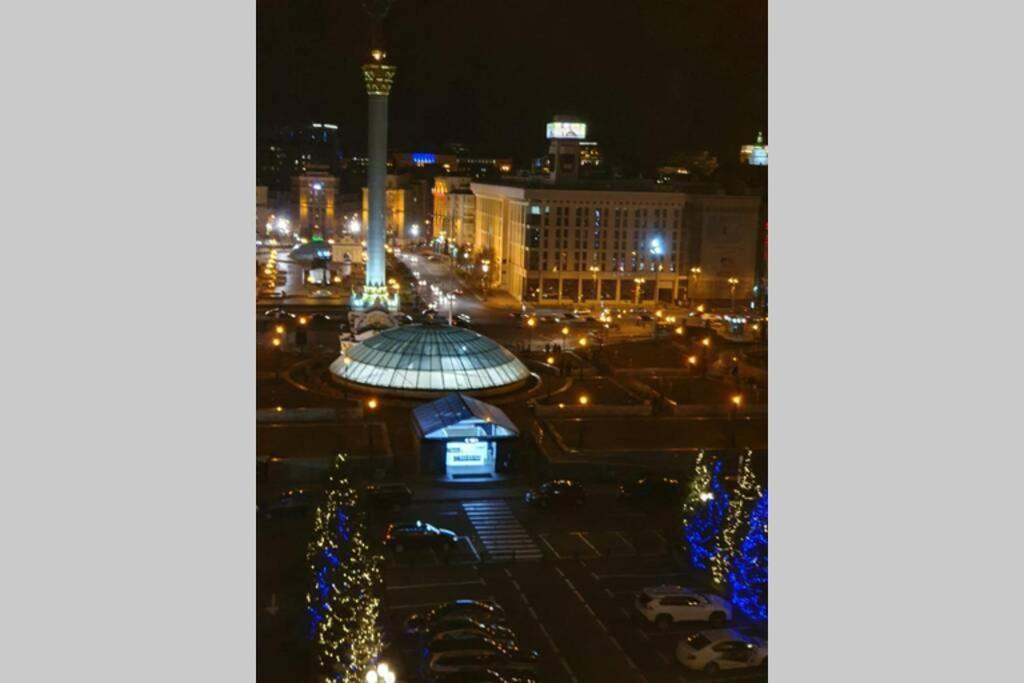 Comfortable Luxury Apartment With 3 Rooms. Center Heart Of Kiev Екстер'єр фото